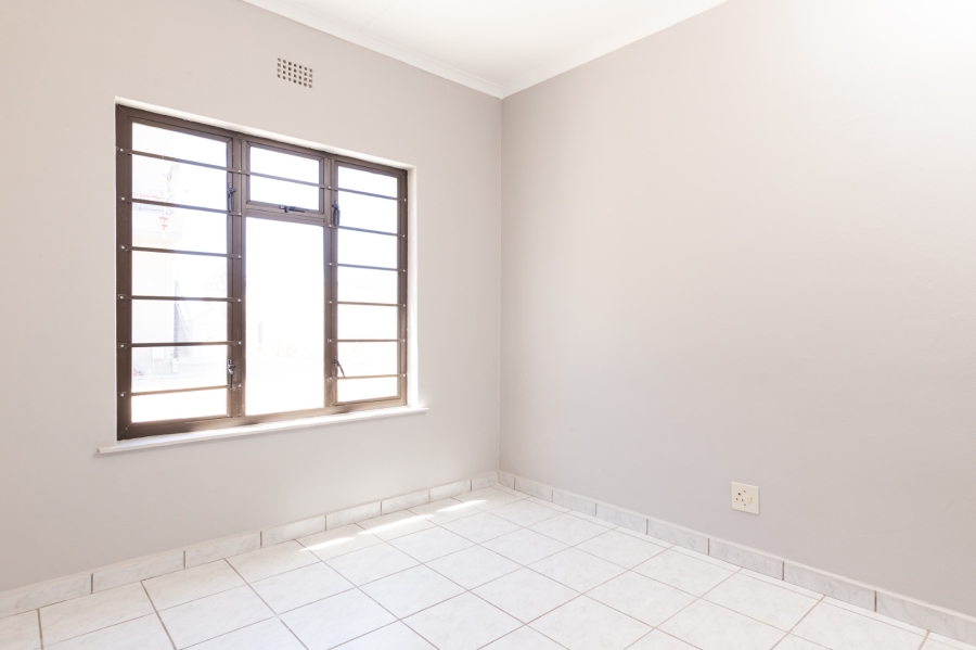 2 Bedroom Property for Sale in Velddrif Western Cape